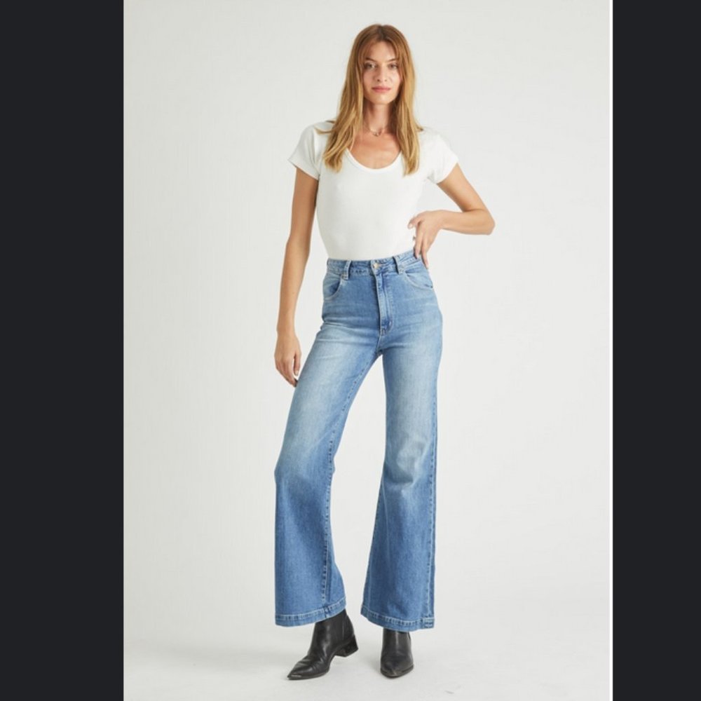 NWT Rolla's Eastcoast Flare in Karen Blue
